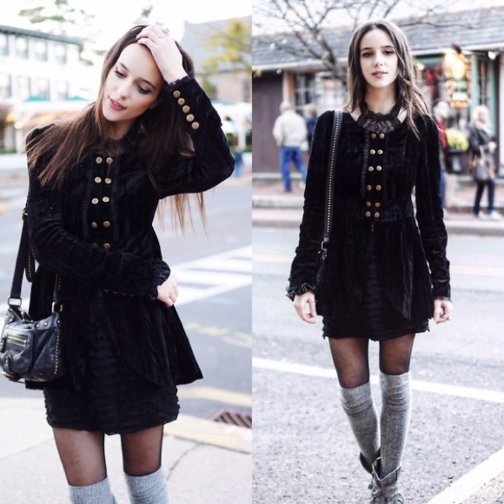 Free People Short black ruffle skirt